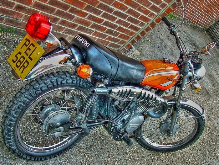 Suzuki TS185